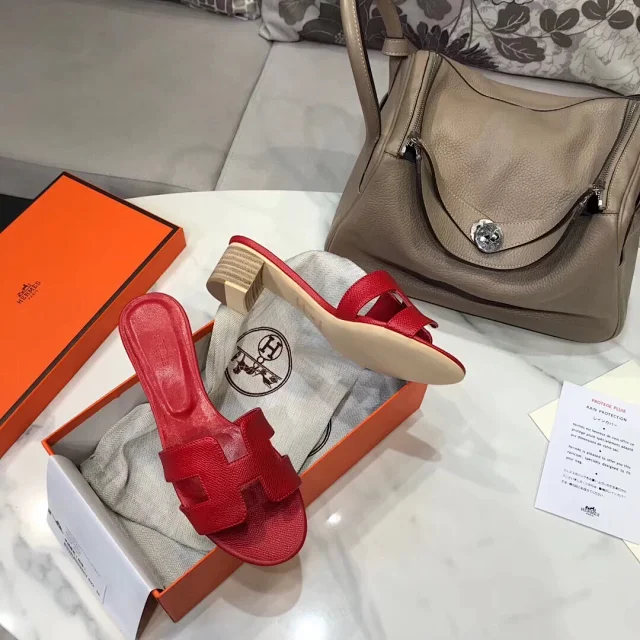 Hermès High Heels Oasis H-cutout block-heel mule sandals product detail image 38