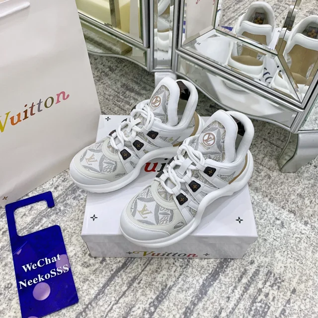 Louis Vuitton Sneakers Archlight Chunky Lace-Up product detail image 22