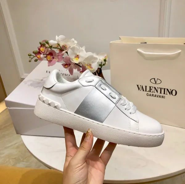 Valentino Rockstud Untitled White Leather Sneakers - 47