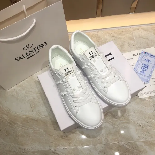 Valentino Rockstud Untitled White Leather Sneakers - 21