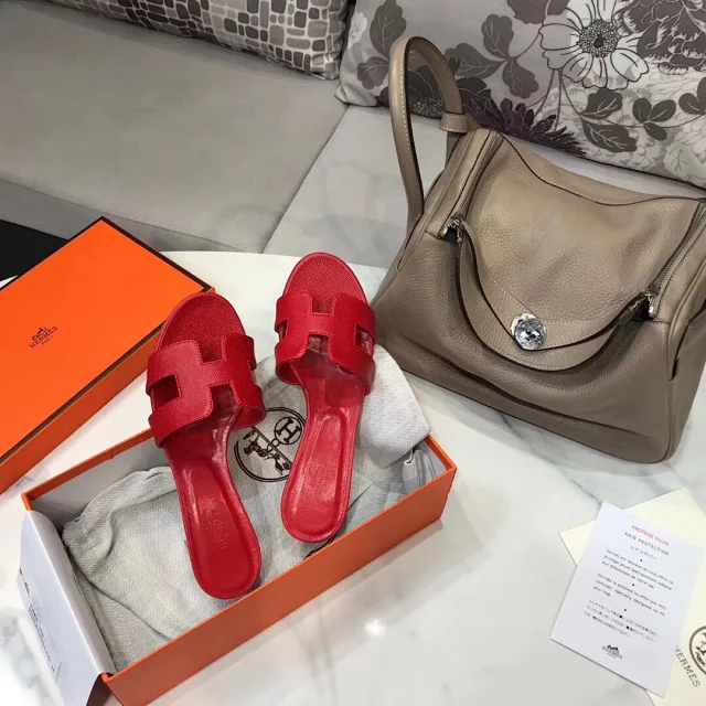 Hermès High Heels Oasis H-cutout block-heel mule sandals product detail image 37