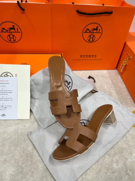 Hermès Oran Sandals Tan Epsom Leather Wedge Sandals - 1