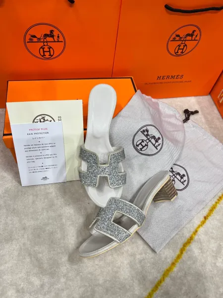 Hermès Oran Sandals Silver Glitter H-Logo Mules - 1