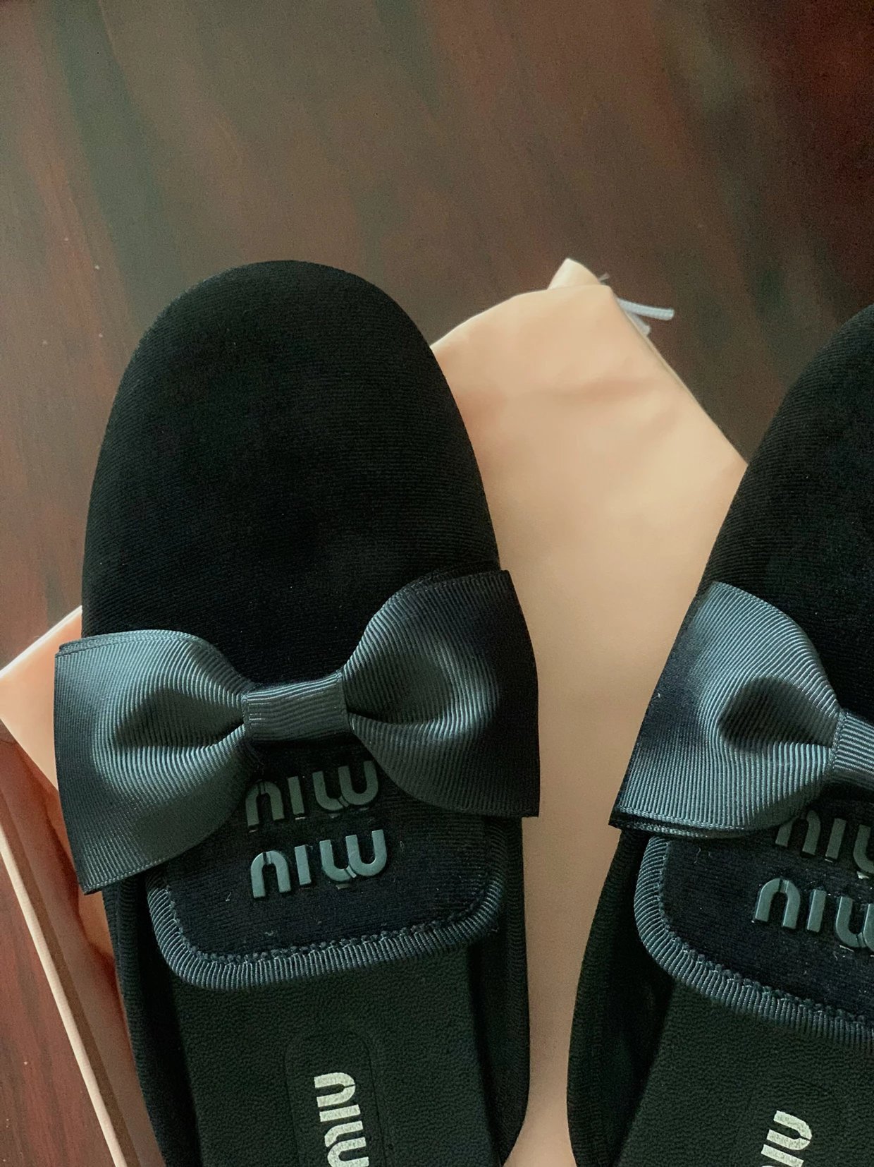 Miu Miu Logo-Embroidered Velvet Slippers Black - 23