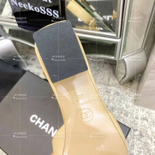 Chanel High Heels Pointed-toe ankle-strap block-heel slingbacks product detail image 14