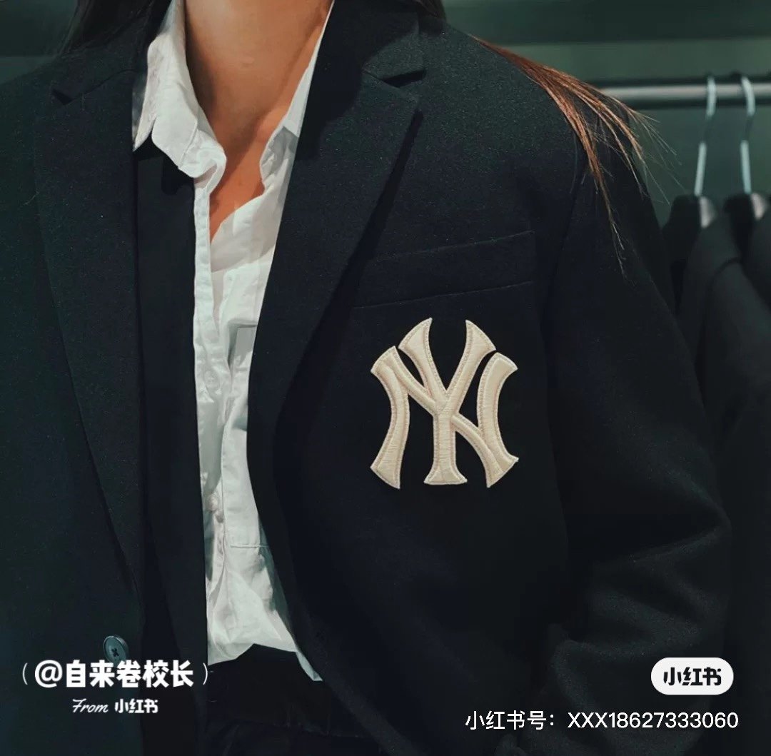 🌧️Rainbow上新MLB 最新爆款泫雅同款刺绣大标垫肩小西装外套每件含有 