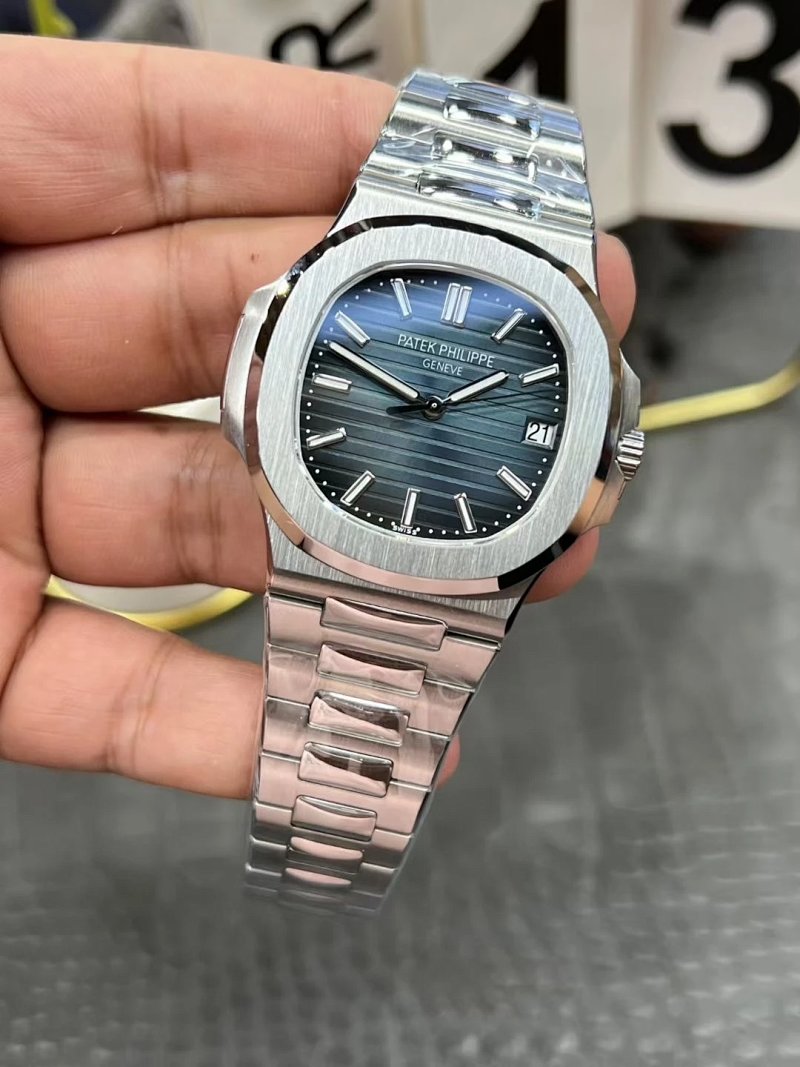 Watch from Three-legged