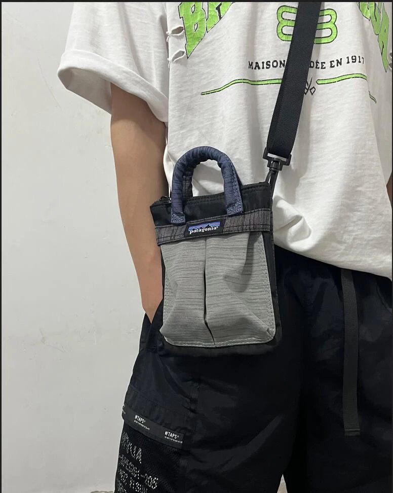 Patagonia Color-Block Waterproof Quick-Dry Crossbody Shoulder Bag for Couples, Trendy Phone Bag