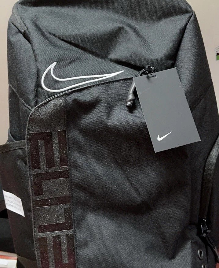Nike Men's Sportswear Set - T-Shirt & Shorts Combo