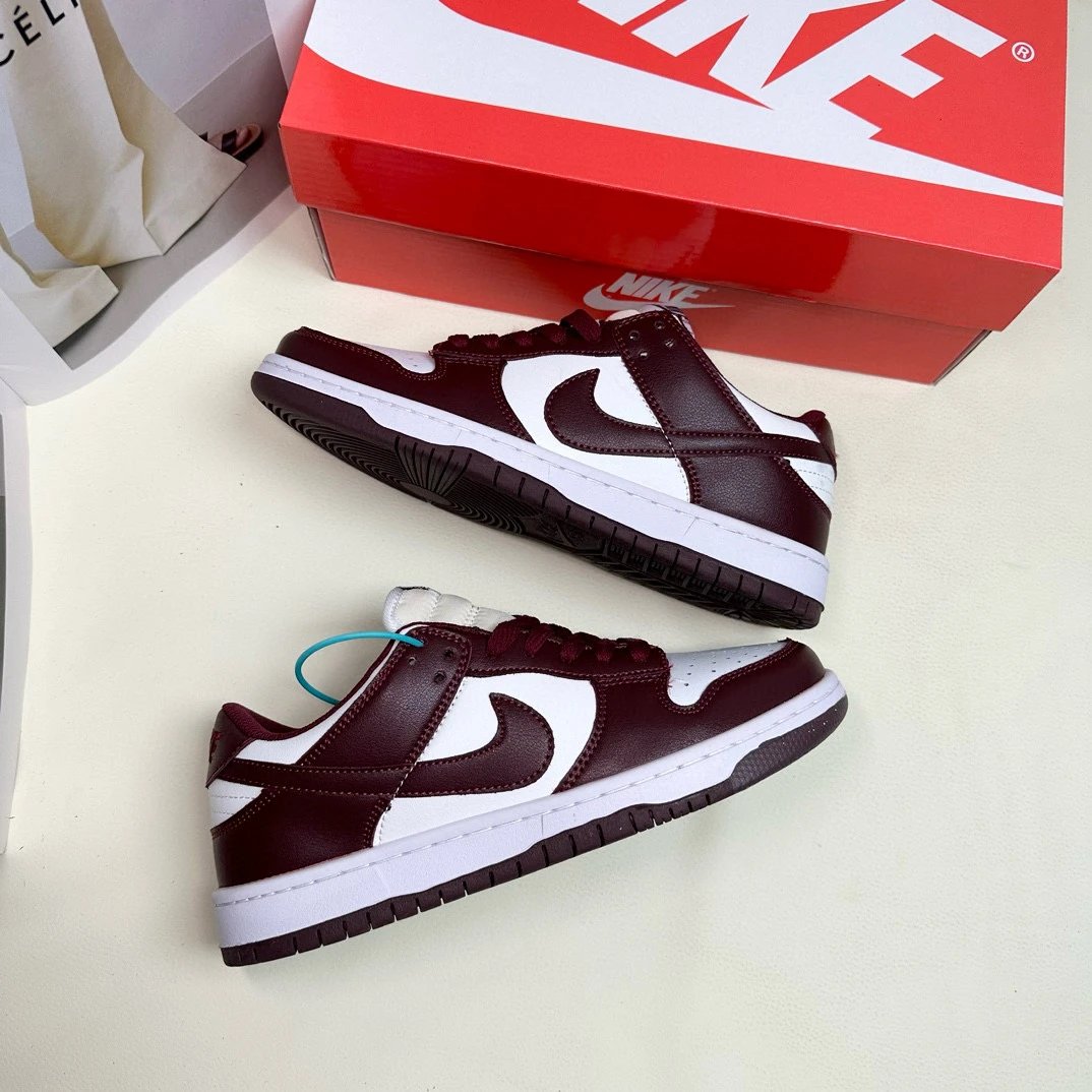 Air cushion high-quality wine red
