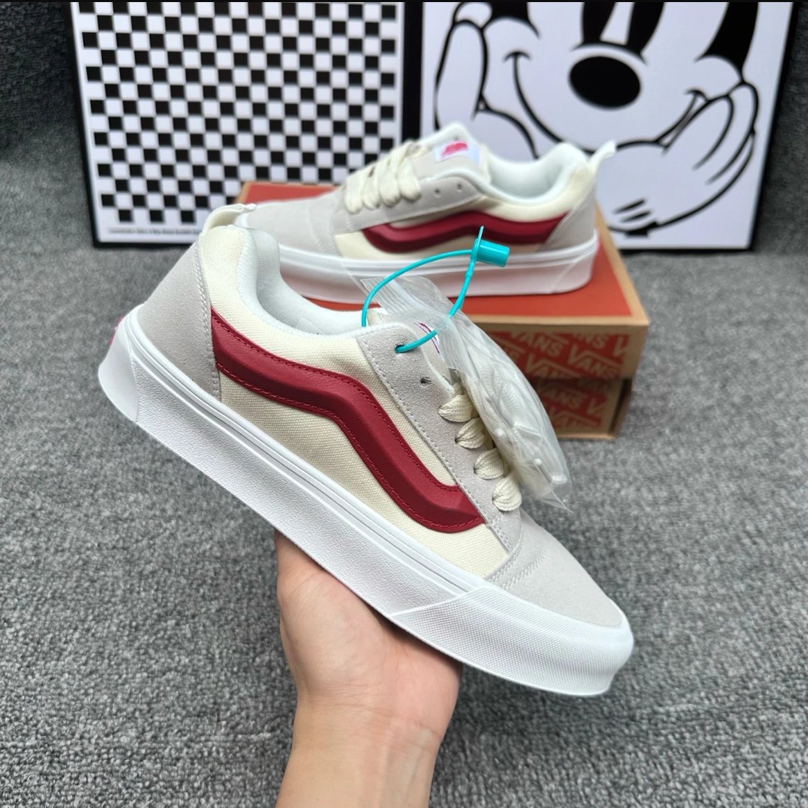 Premium Version - Beige Red