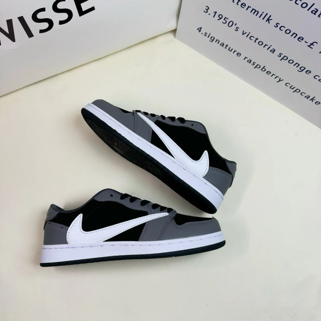 Jordan 1 Retro Low OG SP Travis Scott Dark Mocha