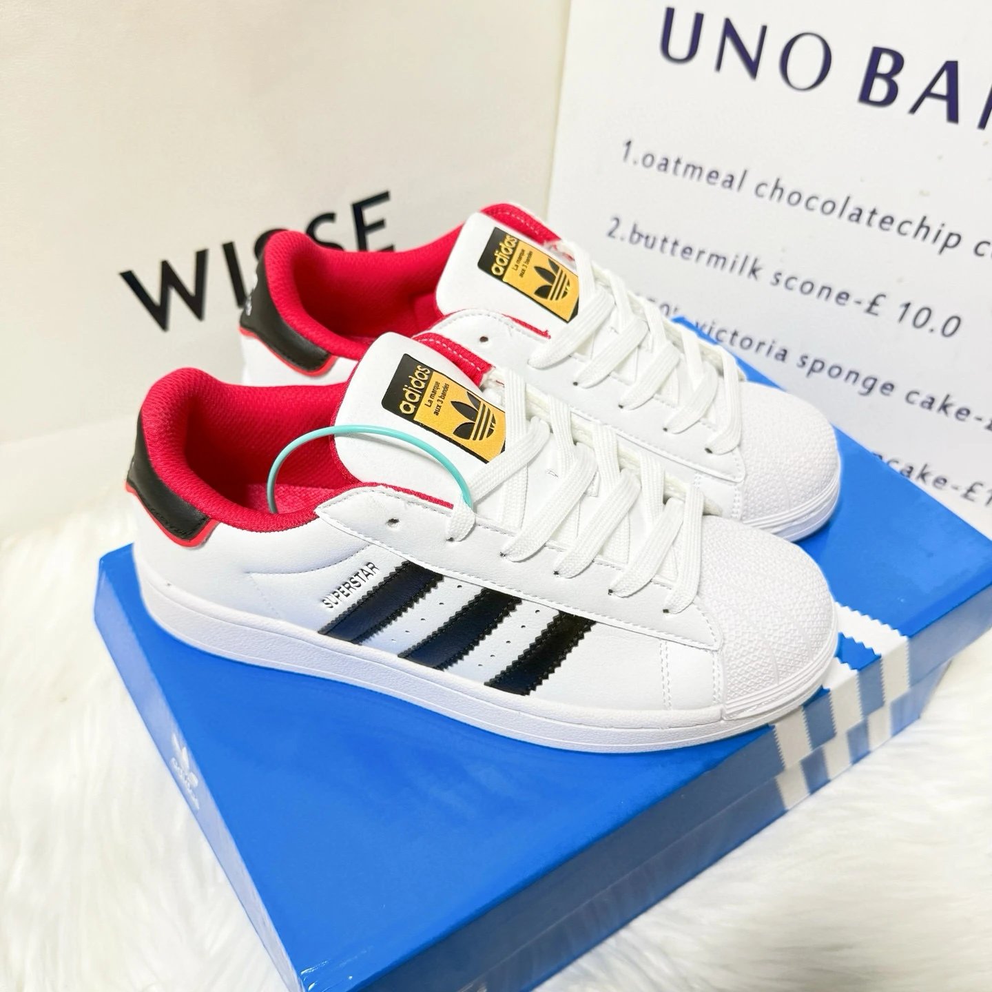 Premium Version Love White Black