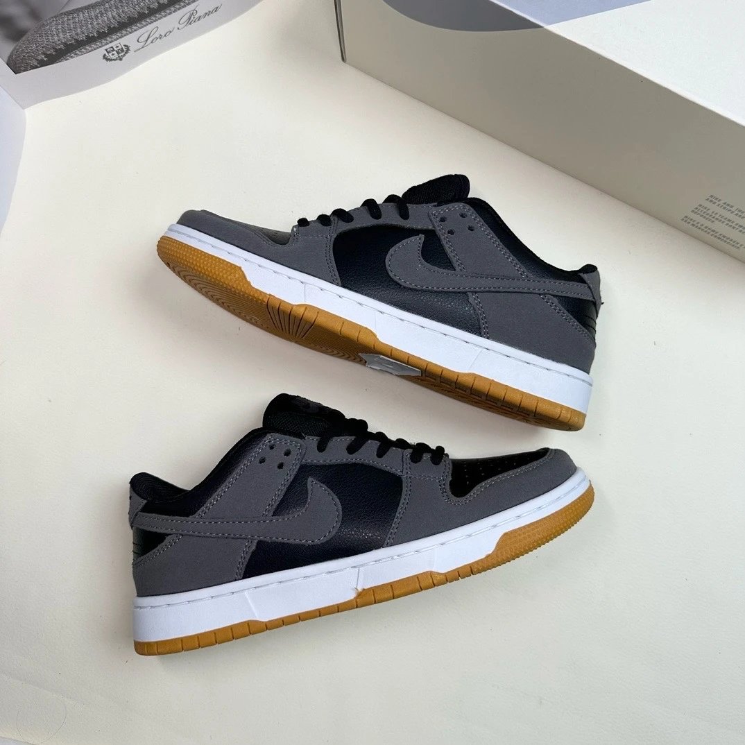 wolf gray