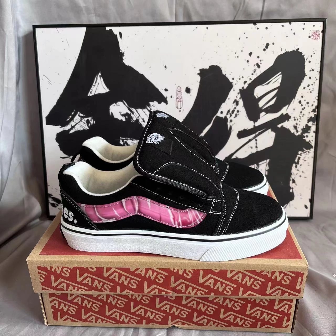 Black & Pink