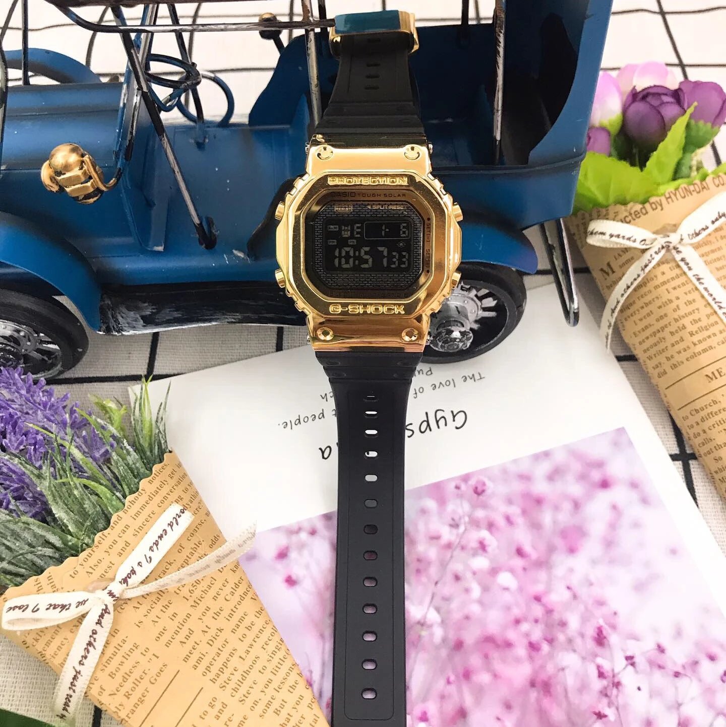 Metal shell black gold * tape style