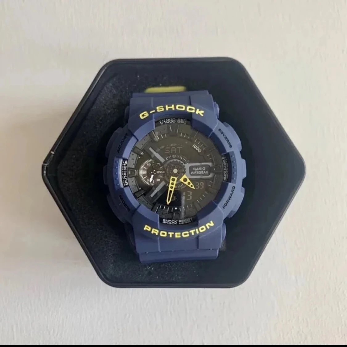 Two tone black and yellow