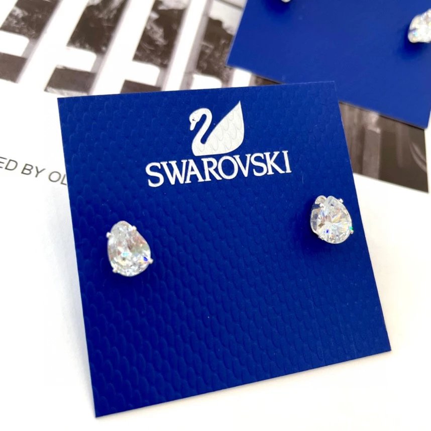 Diamond Teardrop Stud Earrings
