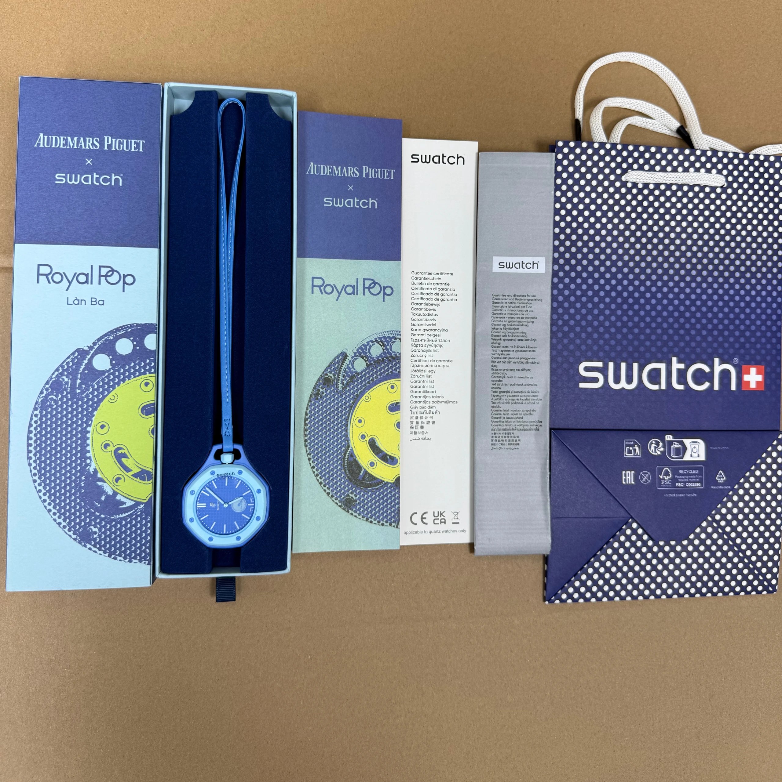 Swatch x Audemars Piguet Royal Pop Làn Ba SSX03L100N