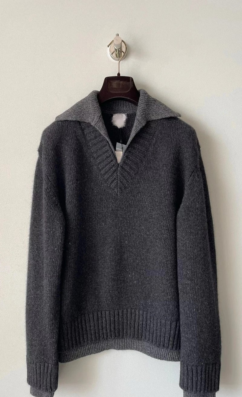 Sweater from Yin Kuang's Shop