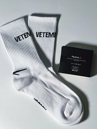 Vetements Socks — seller photo 3