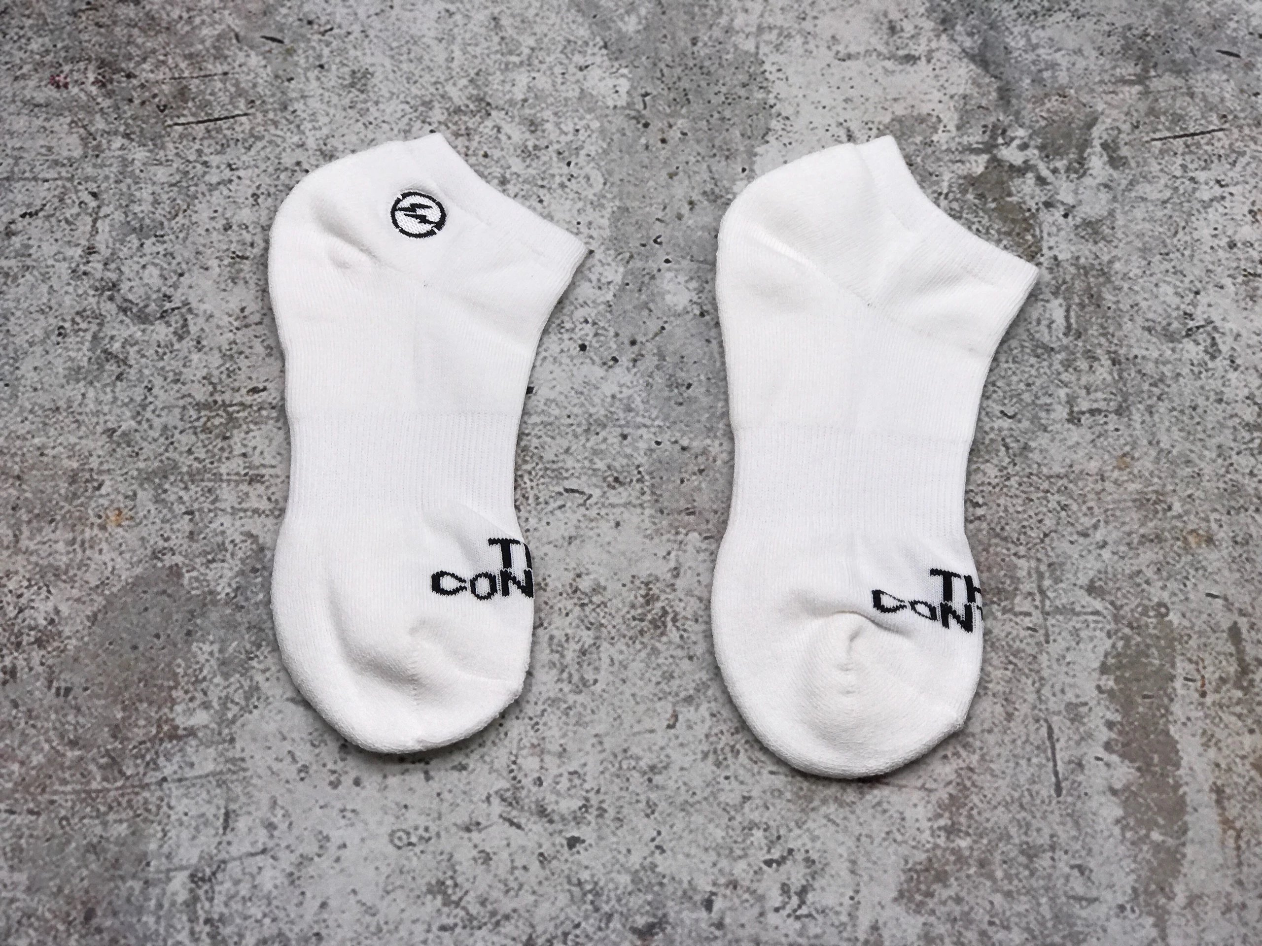 Design Ankle Socks White with Black Logo - 6
