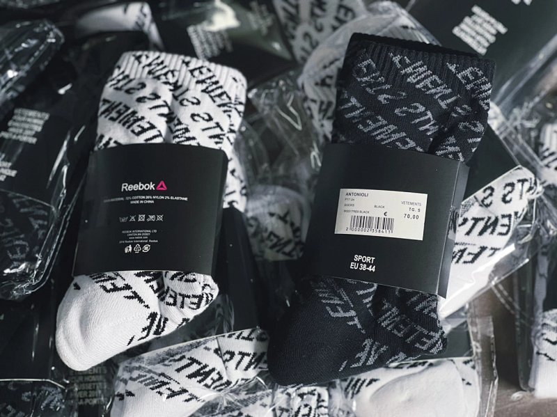 1:1  Vetements all logo socks 满印logo袜子