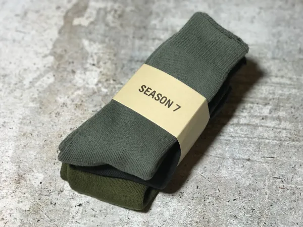 Design Basic Crew Socks in Gray, Peach, and Beige - 8