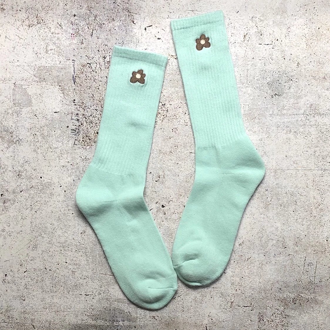 Design Angel Embroidered Black Crew Socks - 10