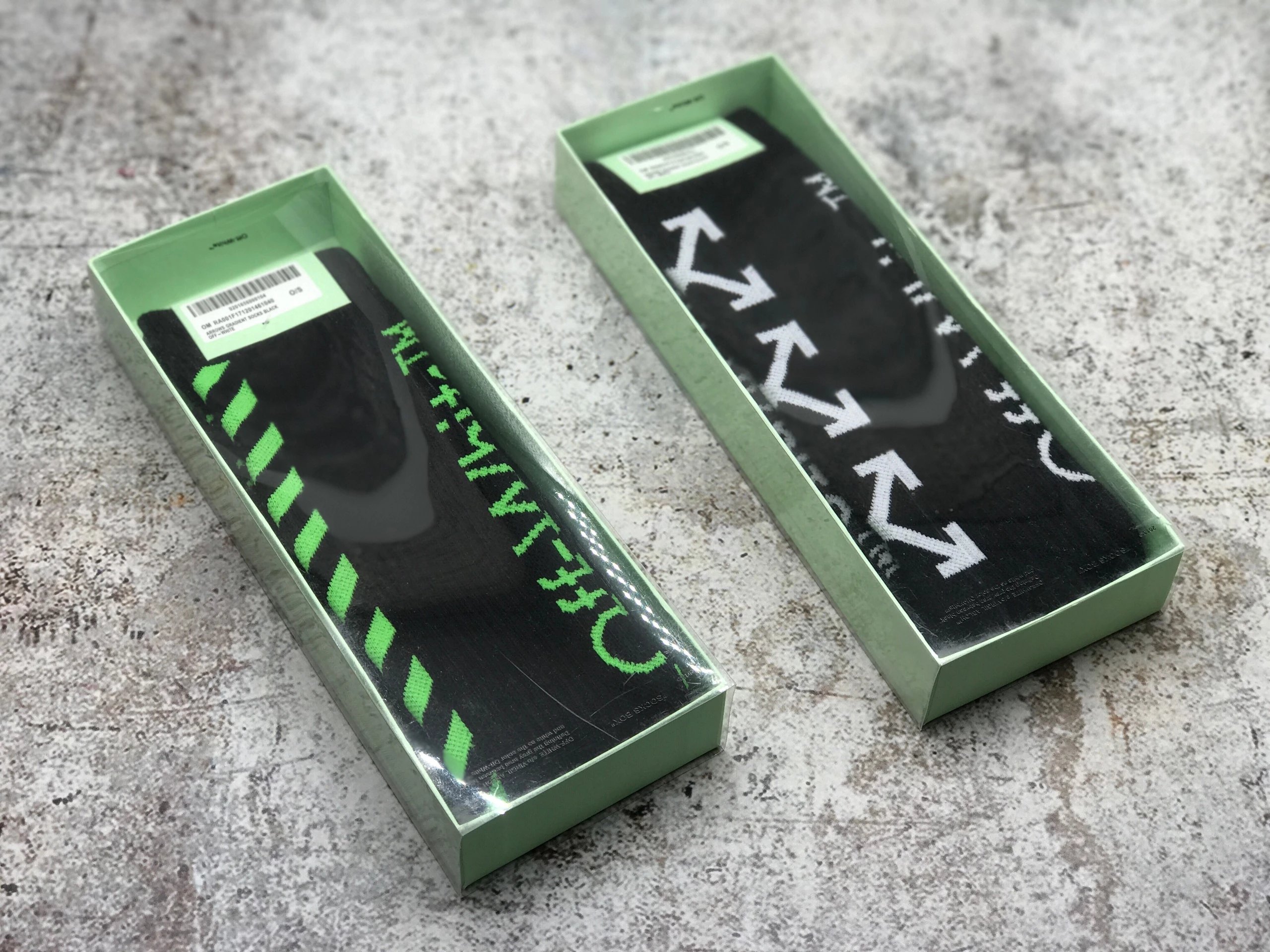 Off-White Arrow Socks