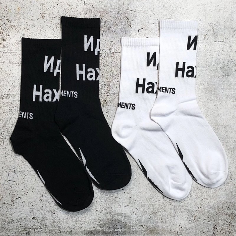 1：1 Vetements 梵文 socks