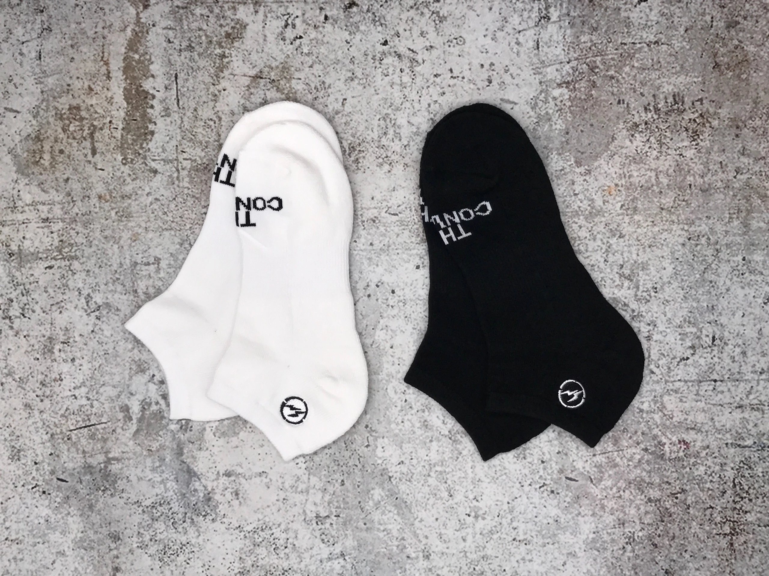 Design Ankle Socks White with Black Logo - 3