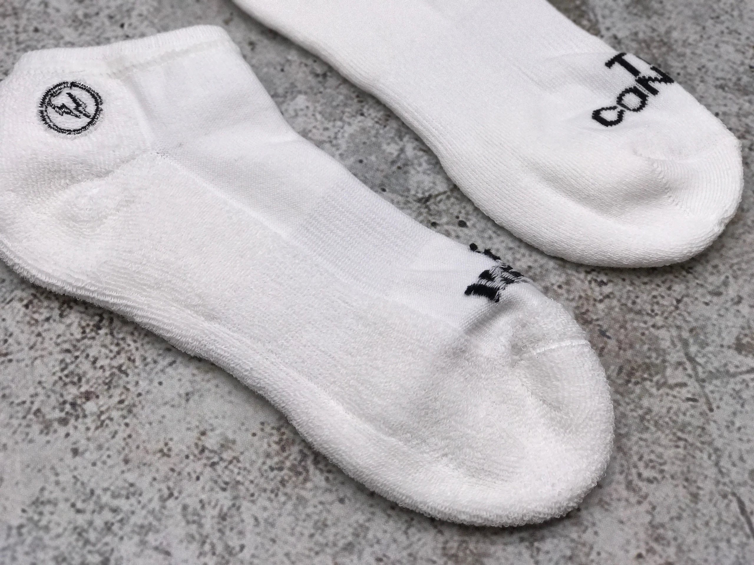 Design Ankle Socks White with Black Logo - 8