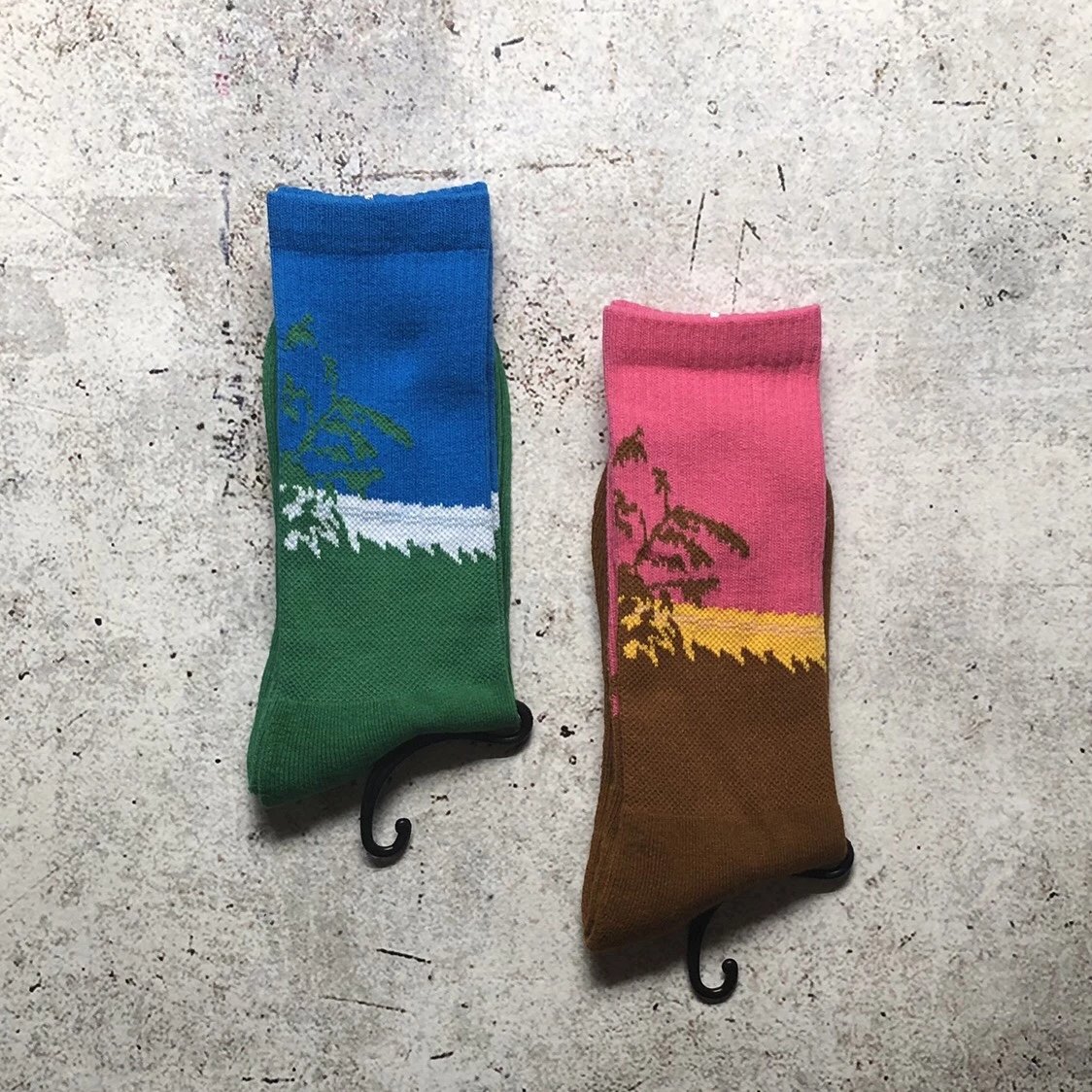 Design Angel Embroidered Black Crew Socks - 3