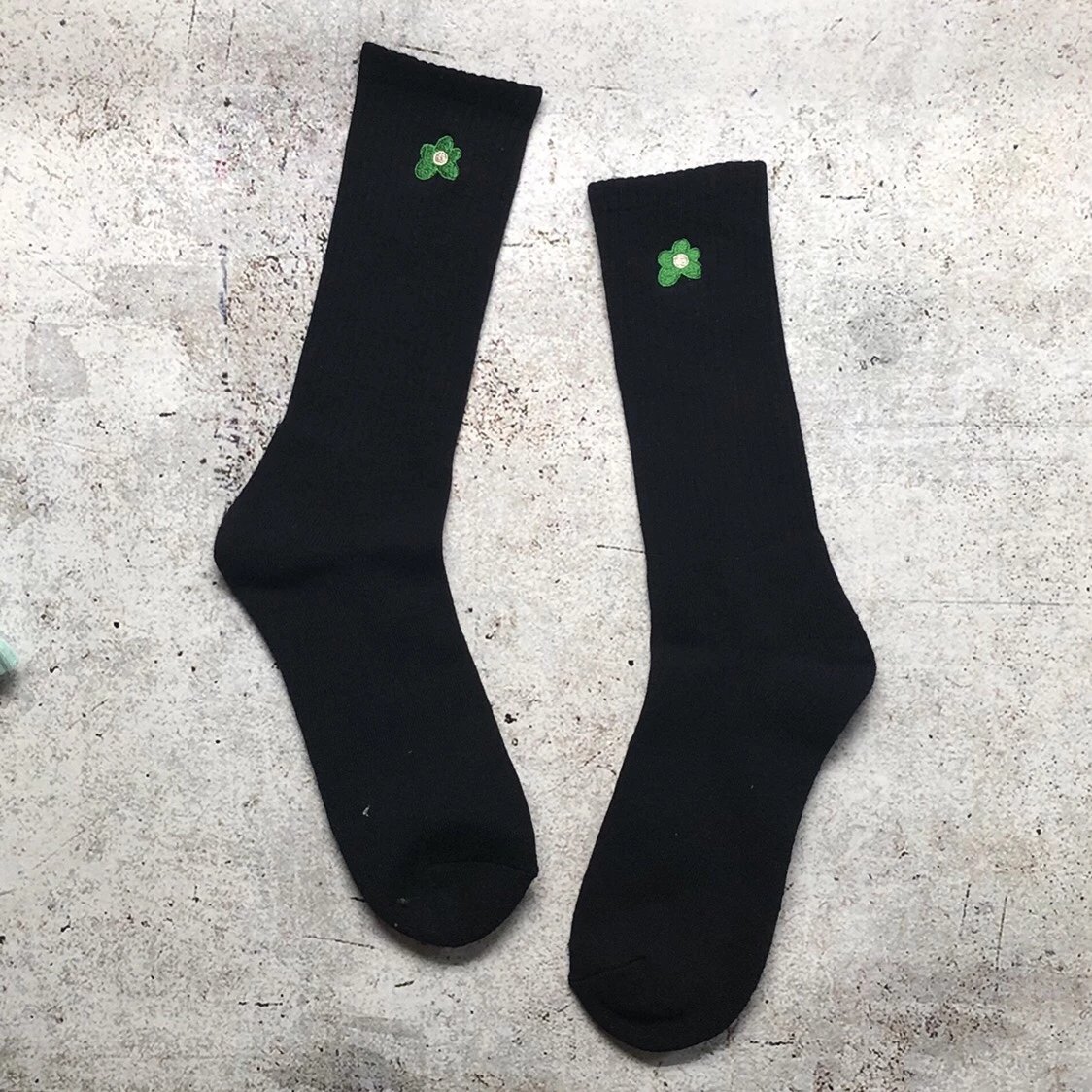 Design Angel Embroidered Black Crew Socks - 11