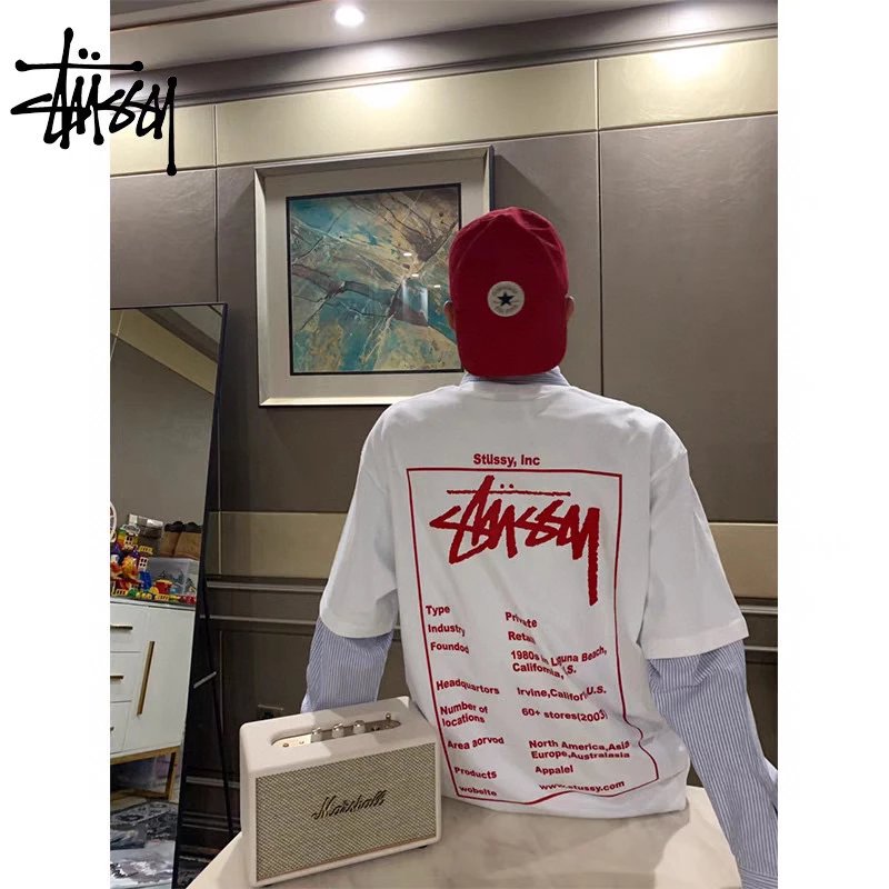 New benefits 🉐 Stussy limited edition HONG KONG printed short-sleeved T-shirt men and women with the same loose casual American short-sleeved T-shirt
