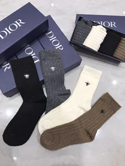 thumbnail for Welfare Special] CD Original Unisex Medium Wool Socks Exquisite Bee Embroidery Pit Strip Pattern Medium Box Gift Box 4 Pairs