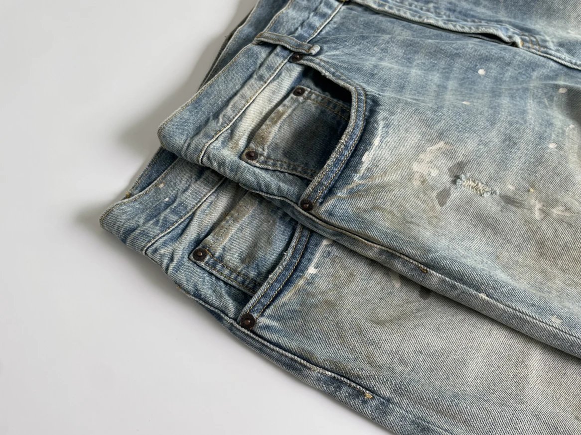 Design Wide-Leg Paint-Splatter Denim Jeans - 10