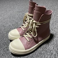 RO pink leather surface