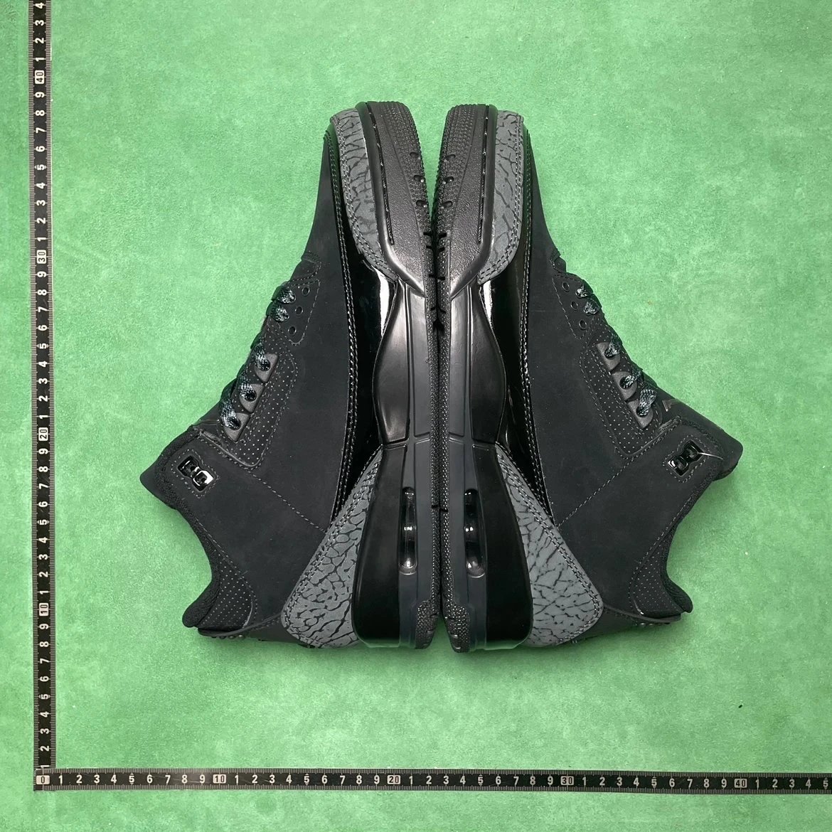 No.1 Black CT8532 001