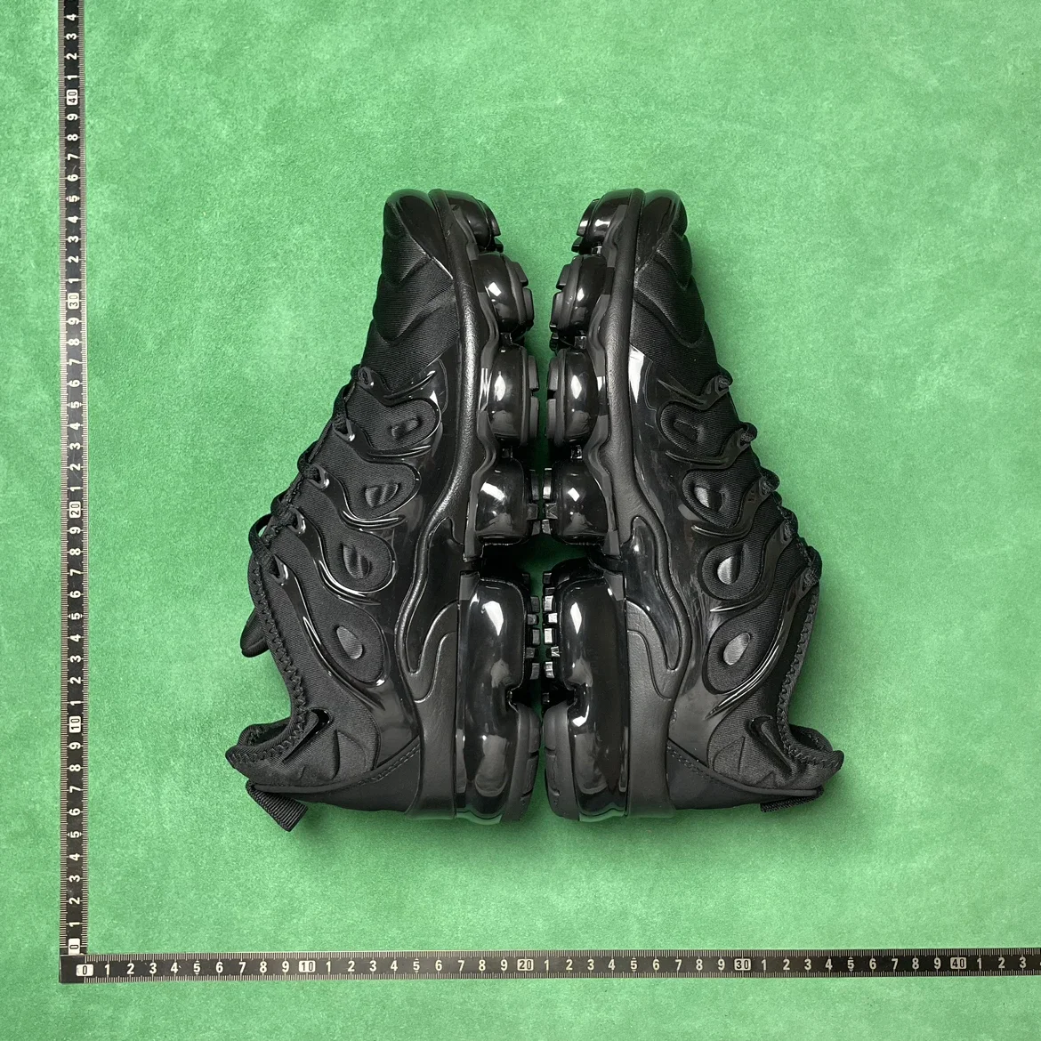 Nike Air VaporMax Plus “Triple Black”