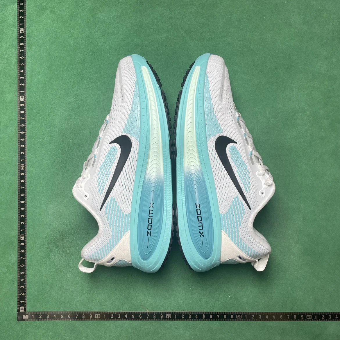 T2D Comfortable Versatile Shock-Absorbing Low-Top Running Shoes