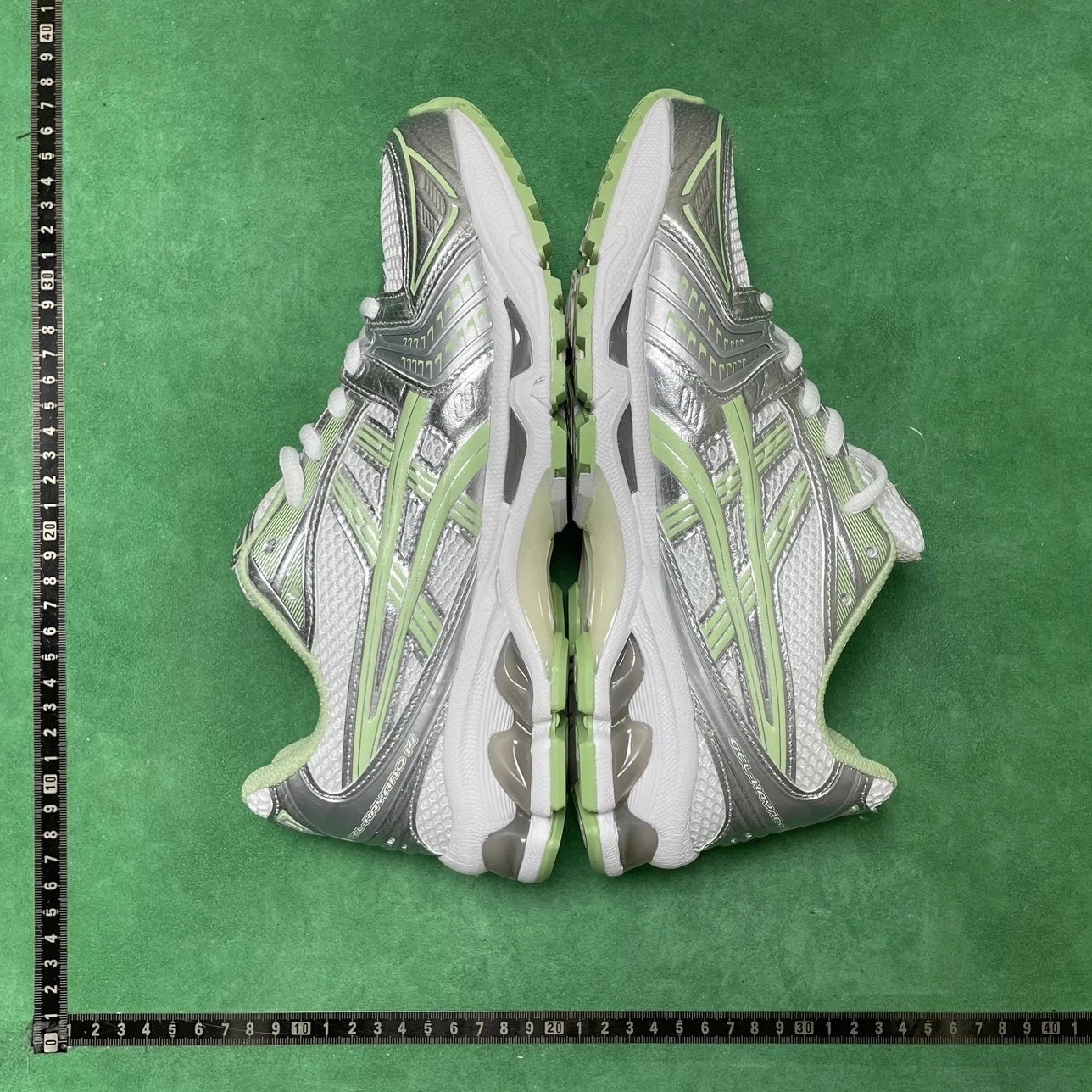 No. 17 Silver Light Green 1202A056-105