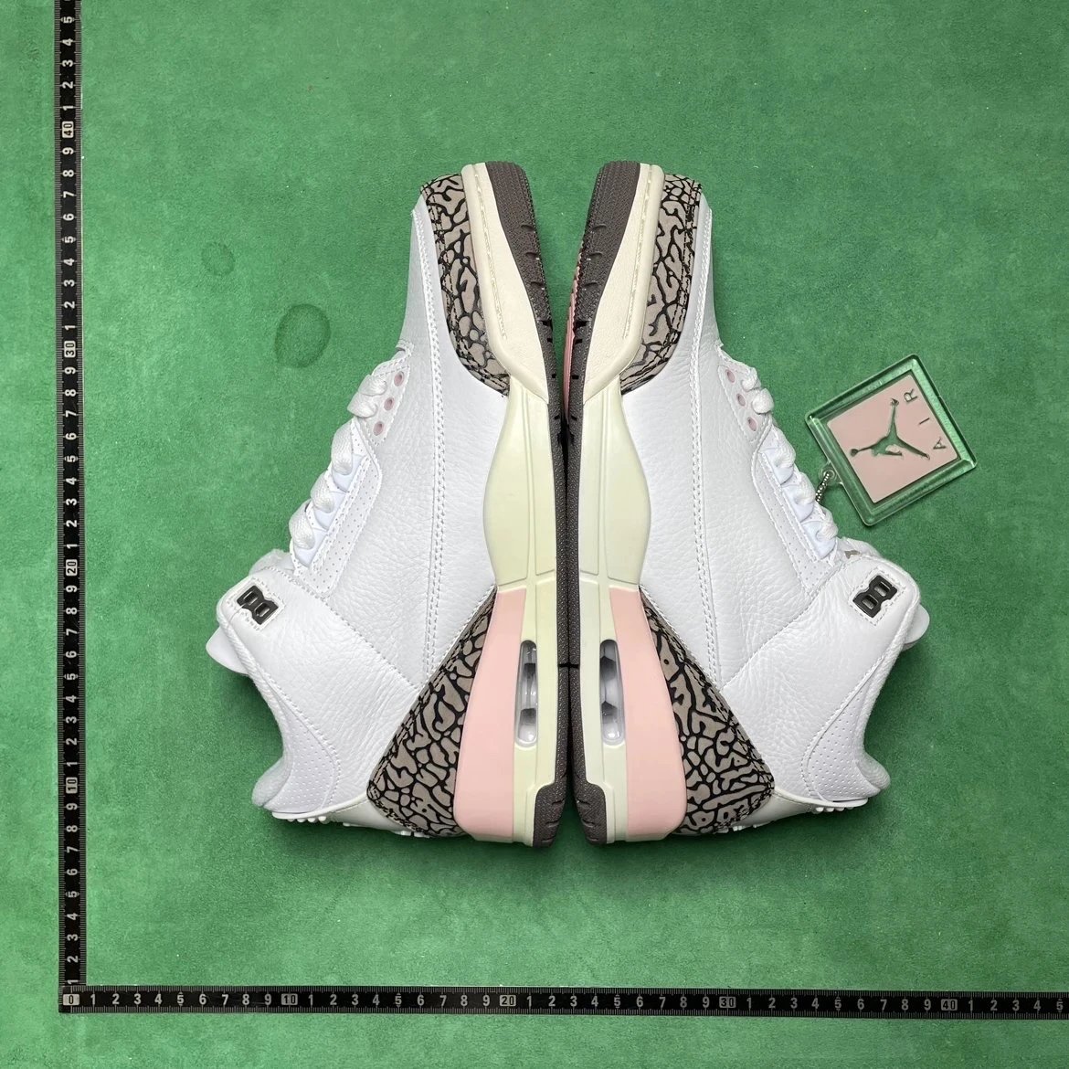 No.4 Light Pink CK9246 102