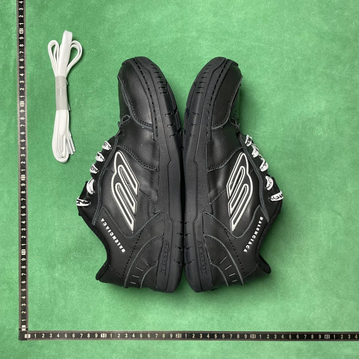 Balenciaga HAMPTONS Sneakers [