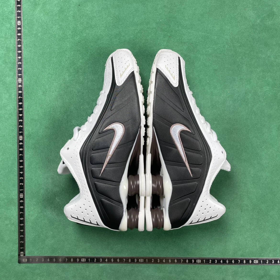 B1D Comfortable Versatile Shock-Absorbing Breathable Lightweight Low-Top Casual Running Shoes