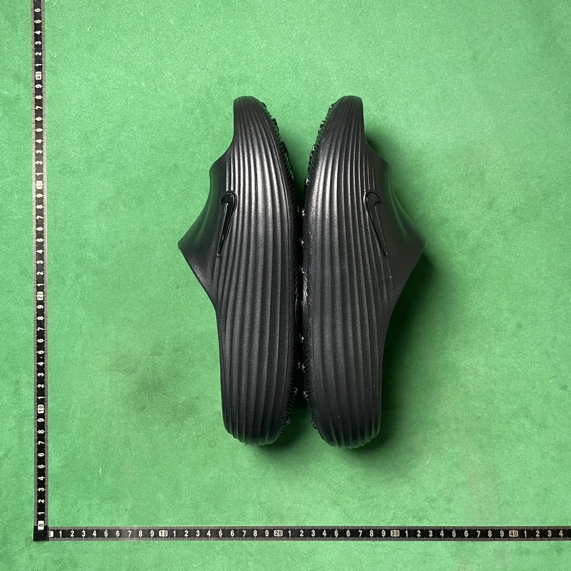 Nike Calm Slide