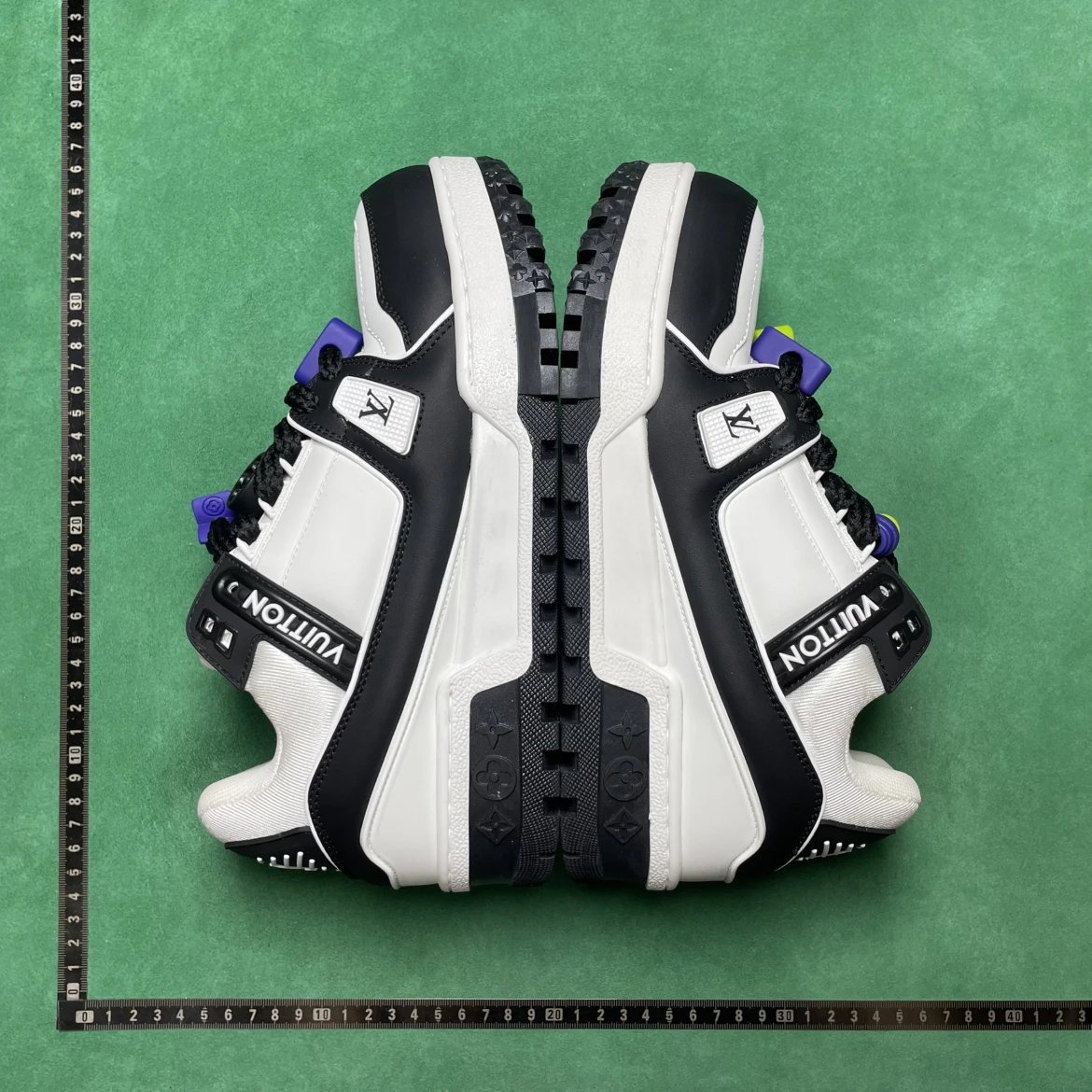 LV/PRADA BD7 系带低帮时尚板鞋