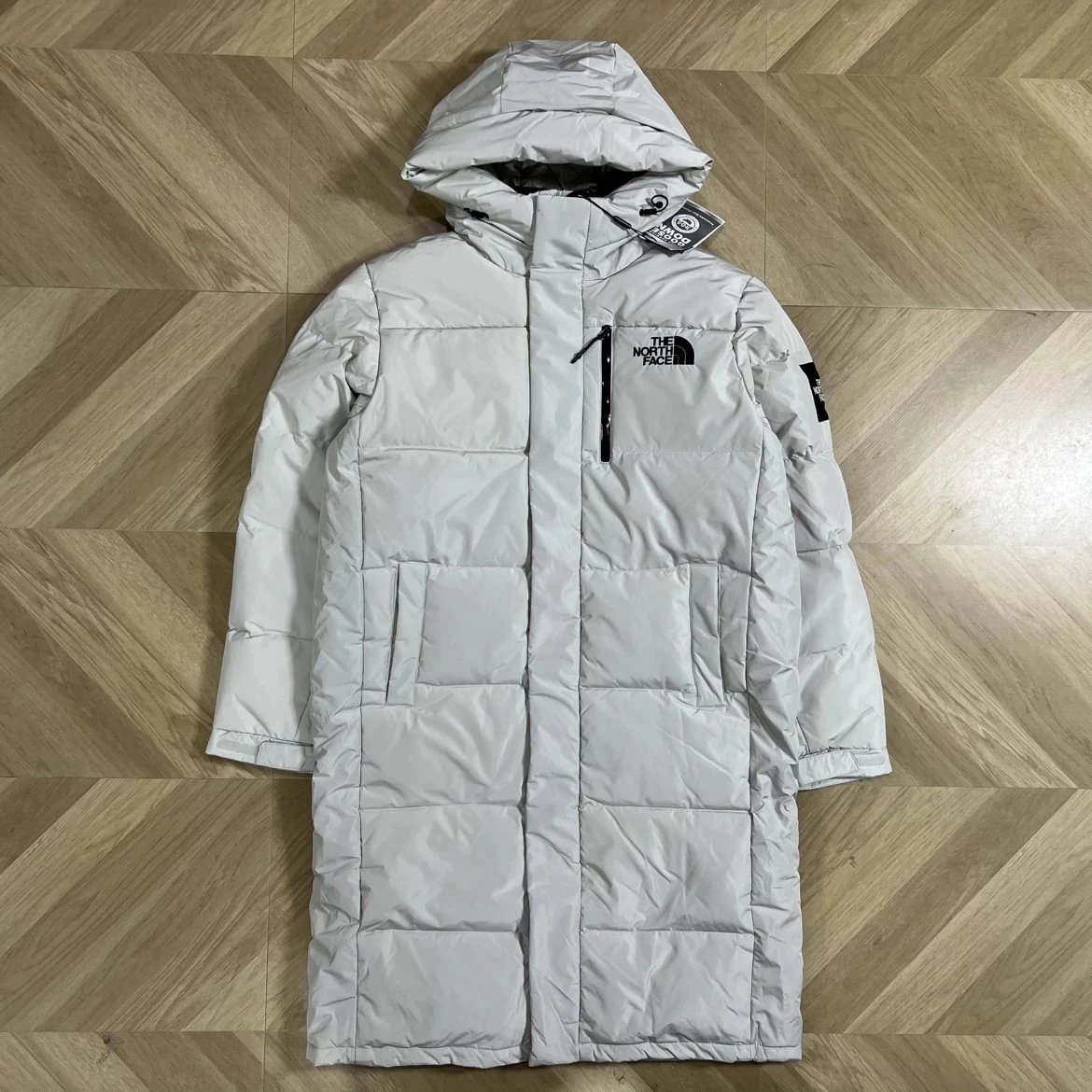 No.21 The North Face Long White