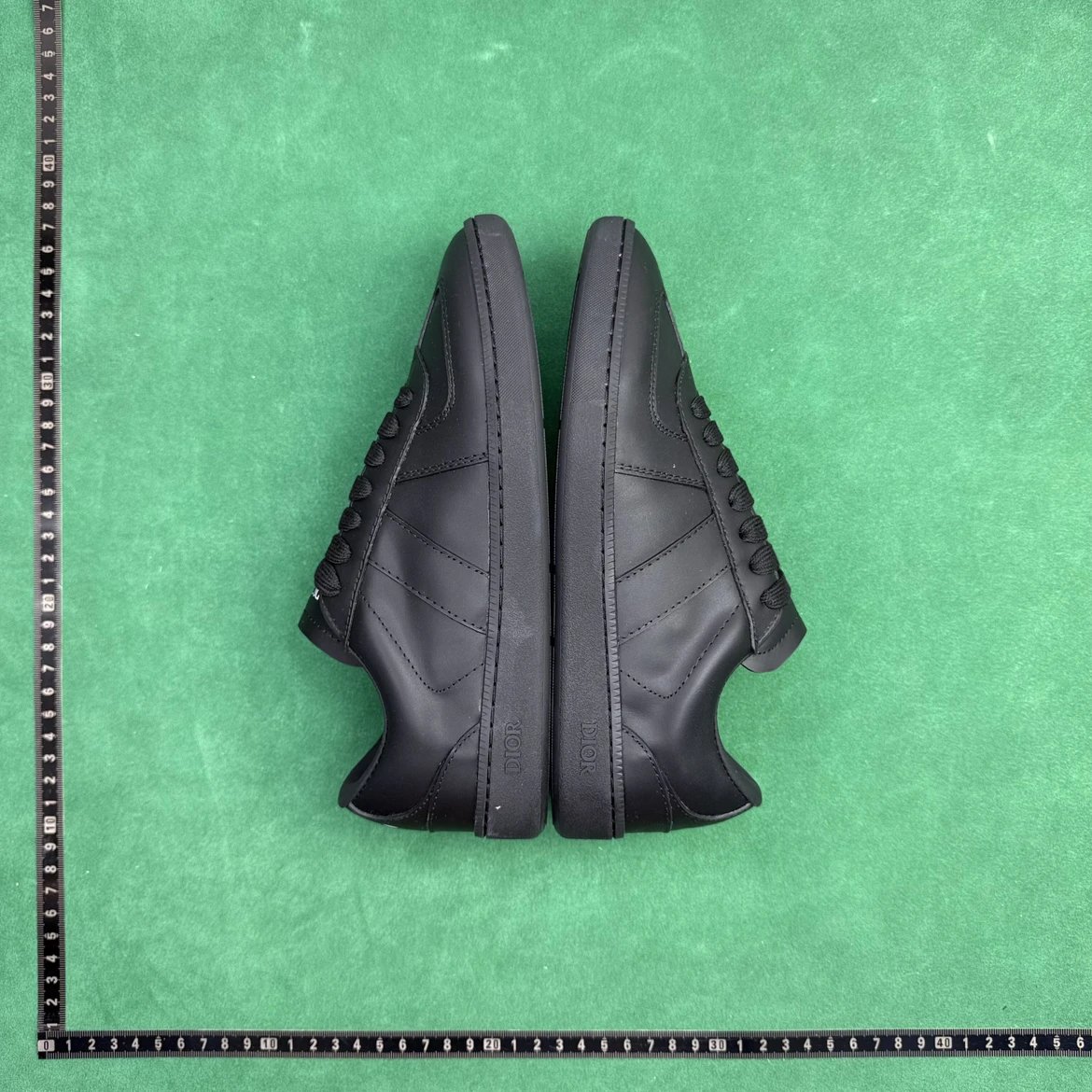Designer Shoes TT8 牛皮革圆头系带低帮板鞋